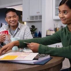 Hasbro Monopoly Kids, Kartenspiel 30 Hasbro Monopoly Kids, Kartenspiel -Online Kinderspielzeug Hasbro Monopoly Kids Kartenspiel@@1771691 11