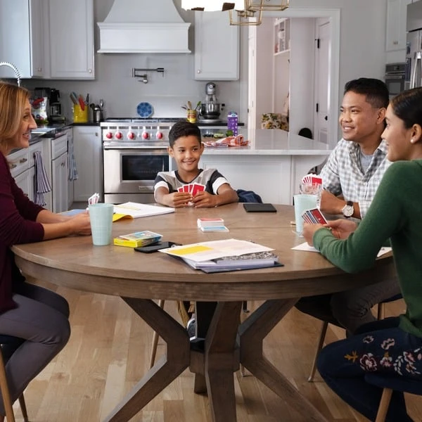 Hasbro Monopoly Kids, Kartenspiel 16 Hasbro Monopoly Kids, Kartenspiel – Bild 16